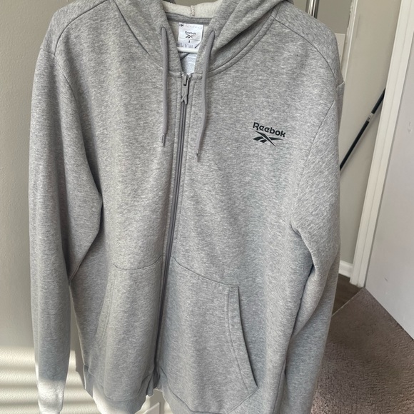 Few Reebok Jacket - Picture 2 of 4